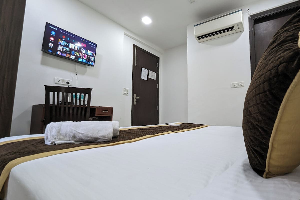 Standard Room, City View | Free WiFi