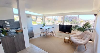 Peaceful Holidays With Breathtaking Views in Super Quite Area