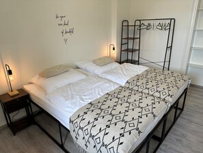 3 quartos, ferros/tábuas de passar roupa, berço de viagem, Wi-Fi