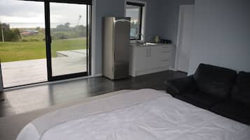 1 habitación, wifi y ropa de cama