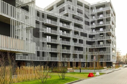 Spacious Apartment in Wola | Parking | Balcony