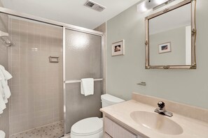Shower, towels