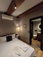 Economy Double Room, Garden View | Egyptian cotton sheets, premium bedding, free WiFi, bed sheets