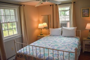3 chambres, fer et planche à repasser, Wi-Fi gratuit