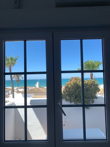 La Barrosa         .