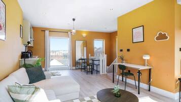 Apartment (1 Bedroom) | Living area