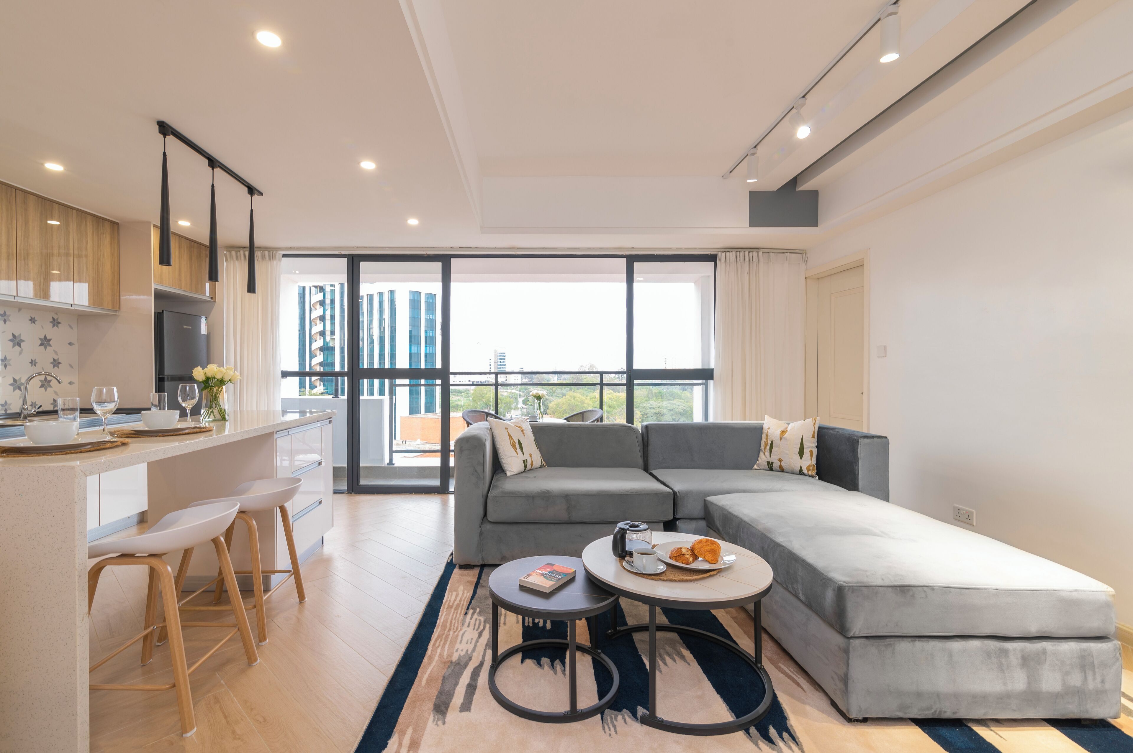 Standard Apartment, Balcony, City View | Living area
