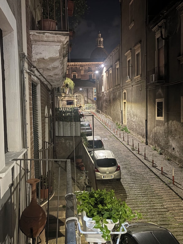 Property grounds - House Benedettini's a Catania Centro tra il Monastero dei Benedettini e il Duomo (Catania)