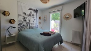 4 chambres, lit parapluie, Wi-Fi gratuit, draps fournis