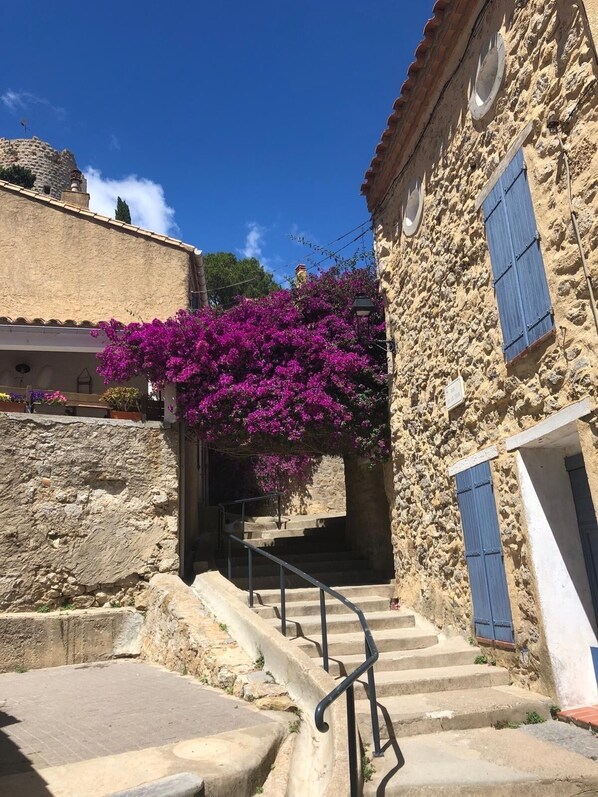 Exterior - Chalet Avec Clim Proche de la Plage 3 Chambres (Gruissan)