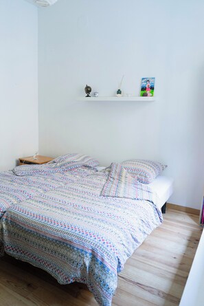 2 bedrooms, WiFi, bed sheets - Charme de L'ancien, Très Calme, Proche Invalides,tour Eiffel, Marché Typique (Paris)