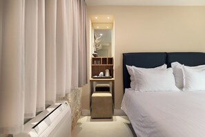 Chambre Double Standard | Coffres-forts dans les chambres, fer et planche à repasser