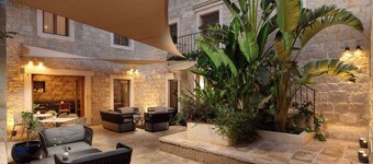 Central Heritage Hotel