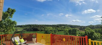 "A L'entrée des Champs" Maison de 5 Chambres, au Cœur de la Piège Dans L'aude