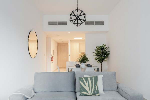 TV - 2 Bed Apt in La Riviera, JVC (Dubai)