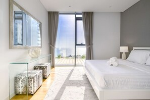 3 bedrooms, iron/ironing board, free WiFi, bed sheets - 3 Bedroom With Sea View From Balcony and All Rooms (Dubai)