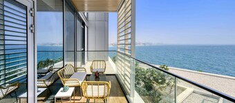 3 Bedroom With Sea View From Balcony and All Rooms