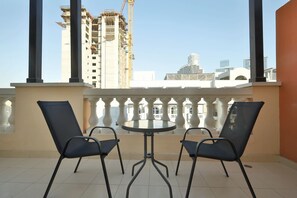 Terrace/patio - Stylish 1 Bedroom Apartment in JVC (Dubai)