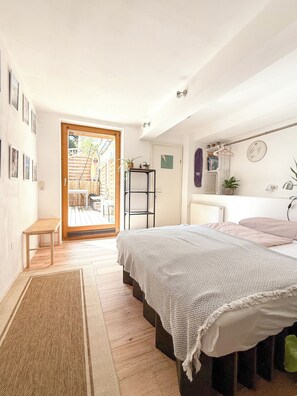 คอมฟอร์ทอพาร์ทเมนท์, ปลอดบุหรี่, วิวภูเขา | 2 ห้องนอน, พื้นที่ทำงานแบบใช้แล็ปท็อป, Wi-Fi ฟรี