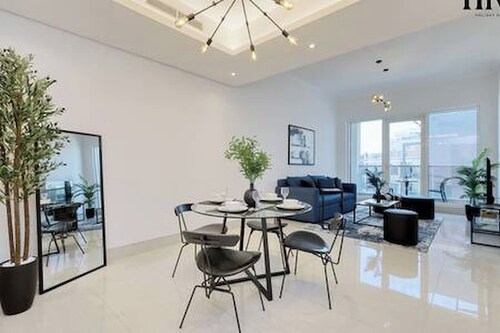 Stylish 1 Bed in Al Warqa