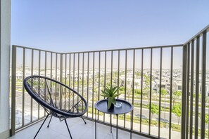 Property grounds - 1 Bed Apartment in Collective T2 (Dubai)