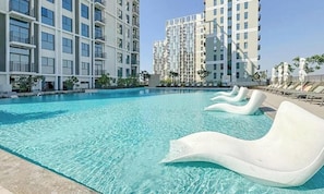 Pool - (Dubai)