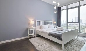 1 chambre, bureau, fer et planche à repasser, accès au Wi-Fi (inclus)