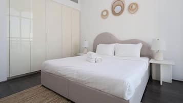 2 bedrooms, iron/ironing board, WiFi (free), bed sheets