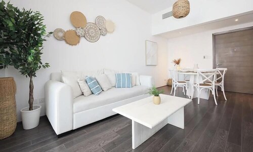 Stylish Al Sufouh Apartment W Pool & Gym Access