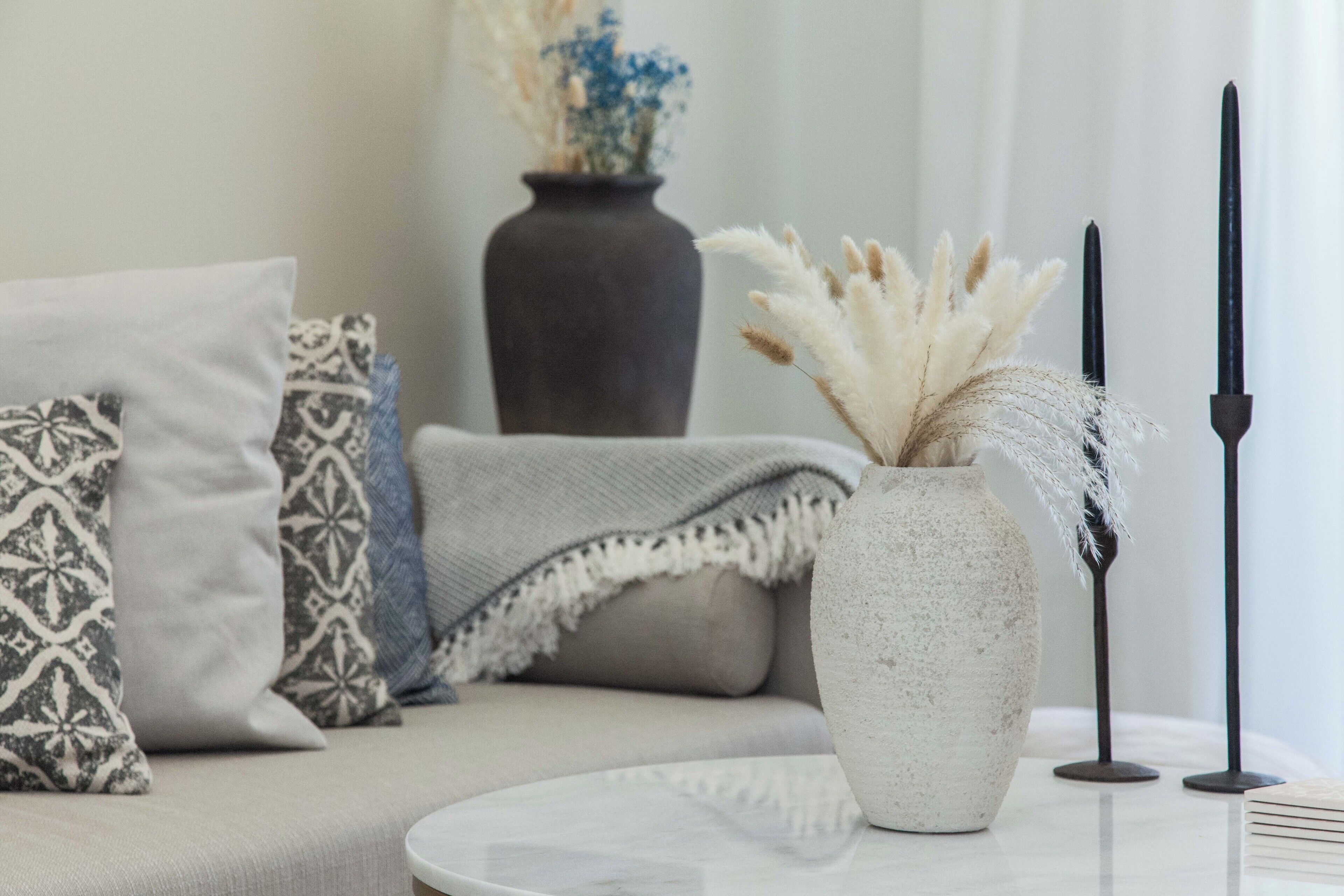 Deluxe Apartment | Living area | TV