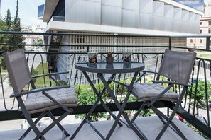 Deluxe Apartment | Balcony - Acropolis View Deluxe Suite with Balcony (Athens)