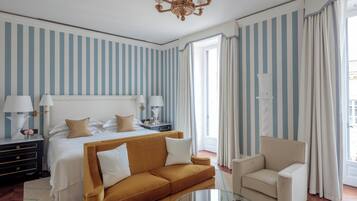 Apartamento, 2 habitaciones, balcón (Duomo) | Caja fuerte, escritorio, espacio para trabajar con un portátil