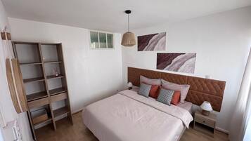 1 bedroom, WiFi, bed sheets