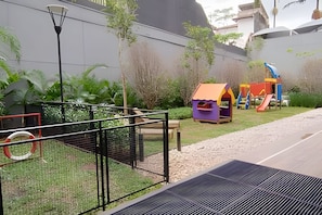 Basic Apartment | Children’s area