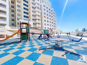 Children's play area - outdoor - Luxury Studio With Balcony&beach View at RAK (Ras Al Khaimah)