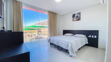 Habitación básica doble, 1 habitación, vistas a la ciudad | Vistas a la ciudad