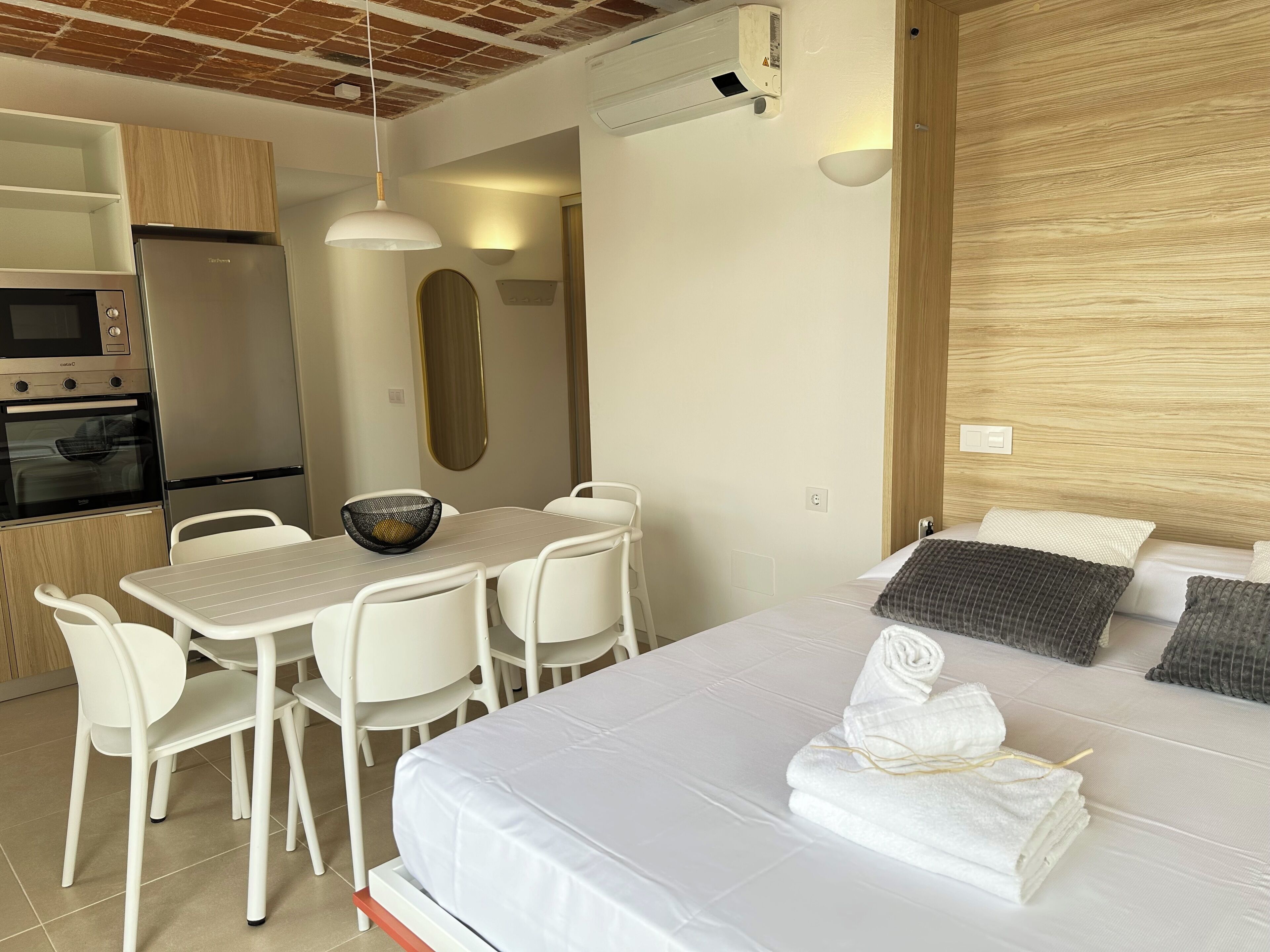 Agi Arago 272 Apartamento For Rent In Roses Girona. - Roses