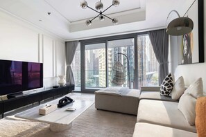 Tv, videospil, bøger, kontorer