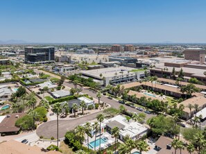 Exterior - Swanky & Stylish Old Town Luxe Retreat (Scottsdale)