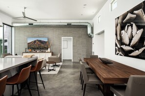Dining - Swanky & Stylish Old Town Luxe Retreat (Scottsdale)