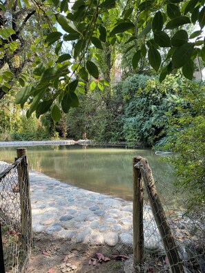 Lake - Alto Chacras Cottage (Chacras de Coria)