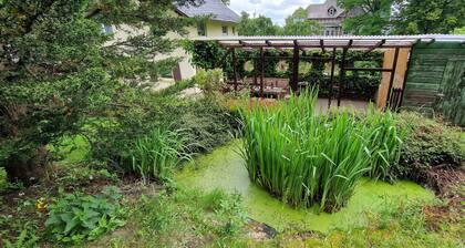 Haus am Wald
Ruhig gelegene Ferienwohnung im EG mit Terrasse