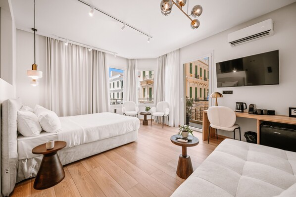 Studio Suite | 1 bedroom, blackout drapes, iron/ironing board, free WiFi