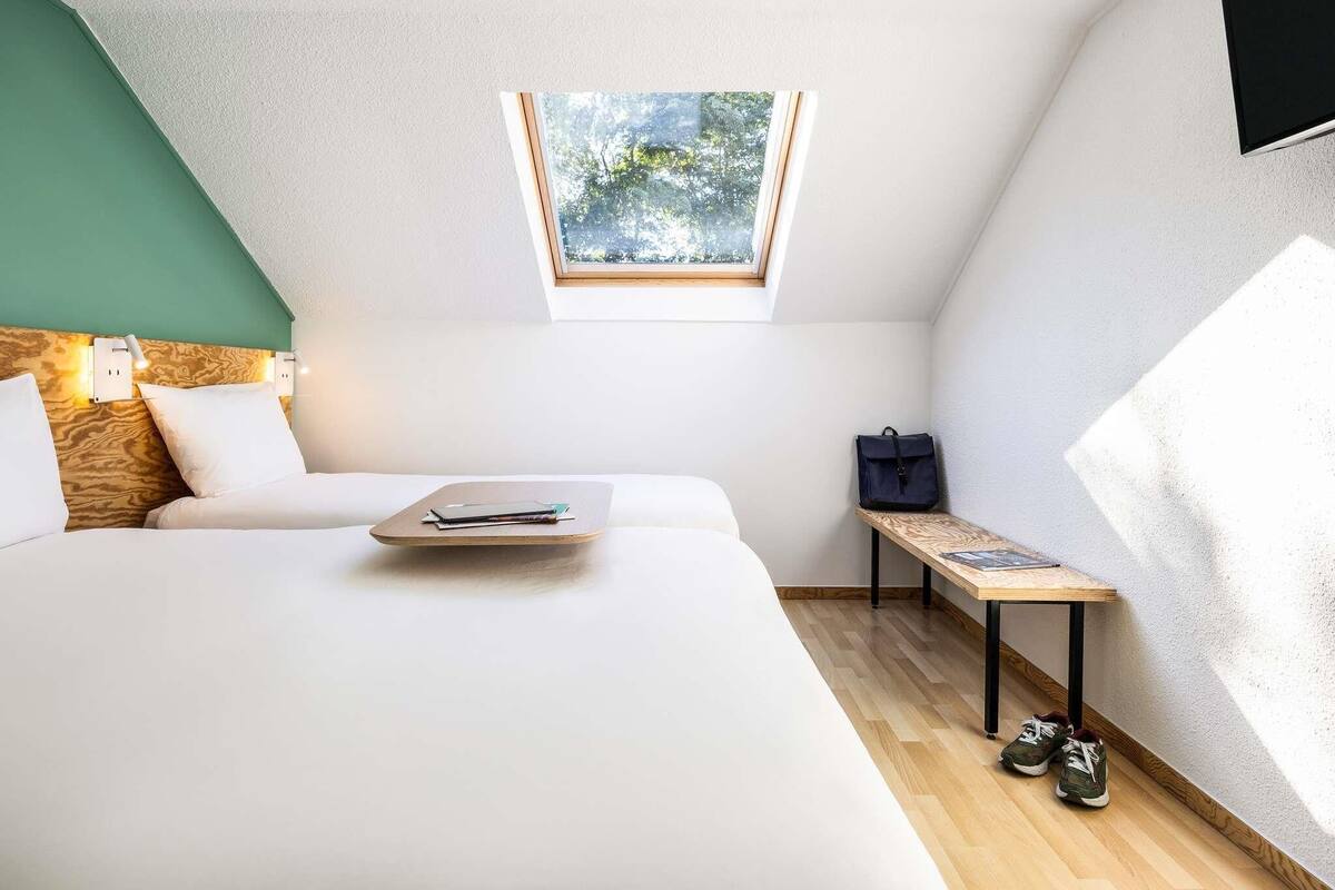 Habitación familiar, varias camas (Greet) | Sistema de insonorización y ropa de cama
