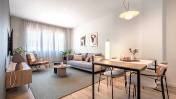 40-inch flat-screen TV with digital channels, TV