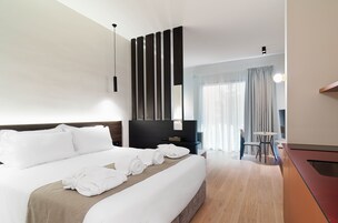 In-room safe, laptop workspace, blackout curtains, iron/ironing board