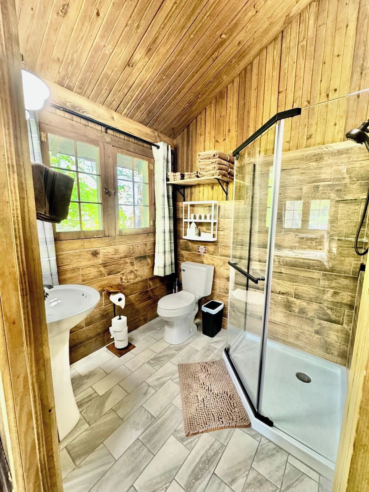 Shower, towels