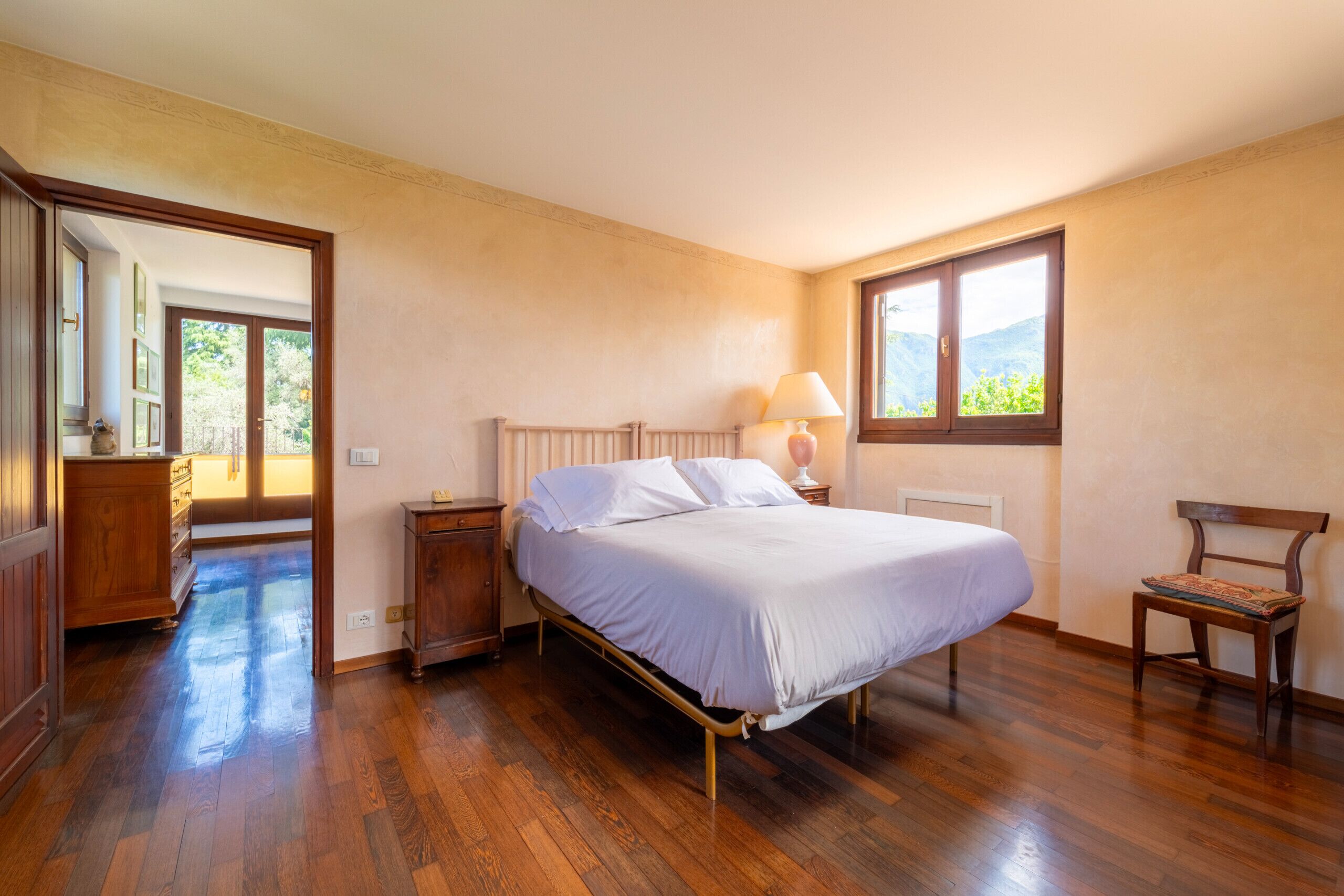 3 chambres, fer et planche à repasser, Wi-Fi gratuit, draps fournis