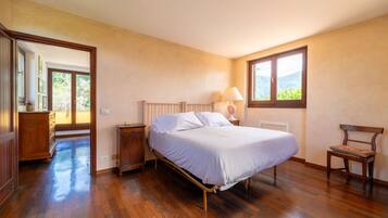 3 chambres, fer et planche Ă repasser, Wi-Fi gratuit, draps fournis