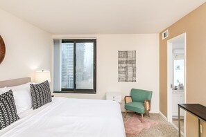 2 habitaciones, tabla de planchar con plancha y wifi gratis 